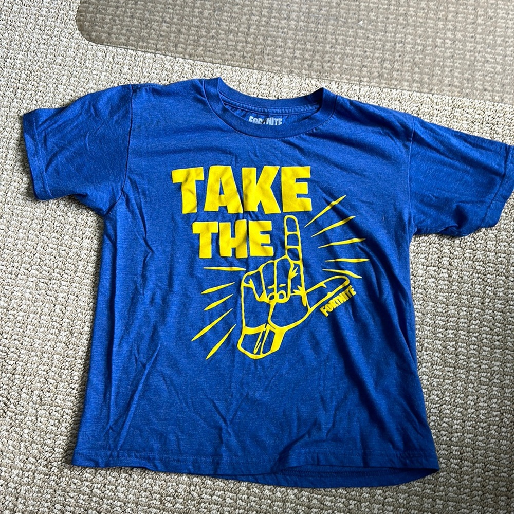 Fortnite tee 👕